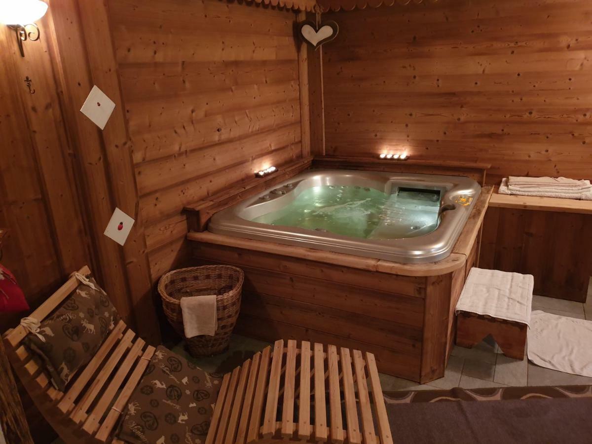 Hotel Rendez-Vous - Aymavilles Екстер'єр фото