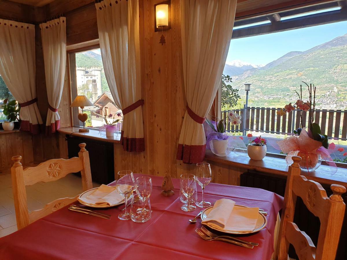 Hotel Rendez-Vous - Aymavilles Екстер'єр фото