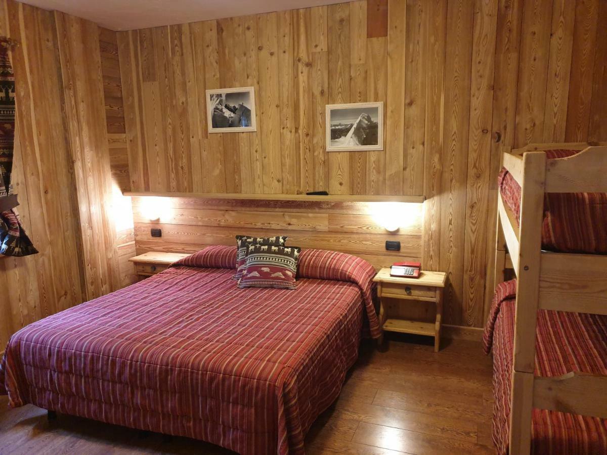 Hotel Rendez-Vous - Aymavilles Екстер'єр фото
